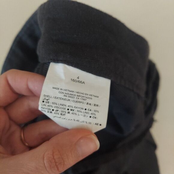 Old Navy Grey Linen Blend Pleated Tie Waist Shorts Sz 4 - Picture 5 of 9